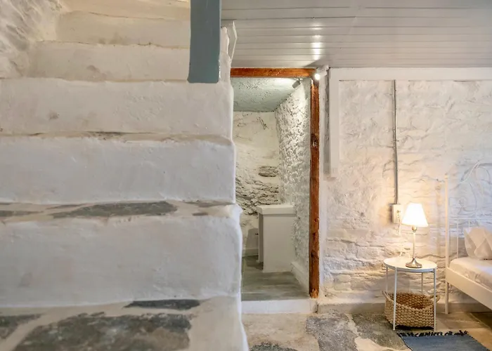 Hermia Mansion 埃尔莫波利斯